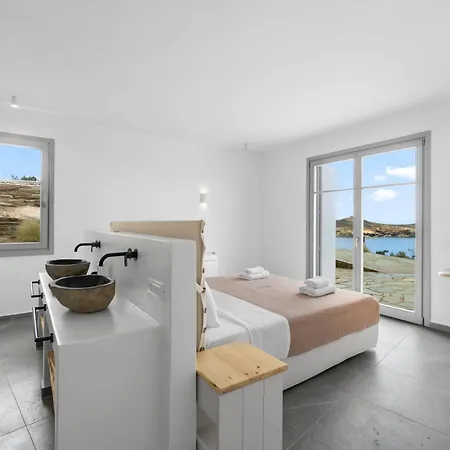 Beachfront Seahorse With Private Pool By Explore Villa